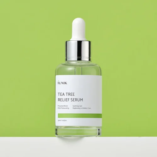 IUNIK Tea Tree Relief Serum bottle